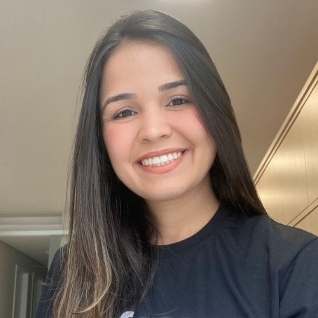 Coautora da linha Microkids, Fernanda Ludgero