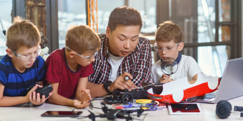Tecnologia Educacional com Propósito: Como a Microkids está transformando escolas em todo o Brasil